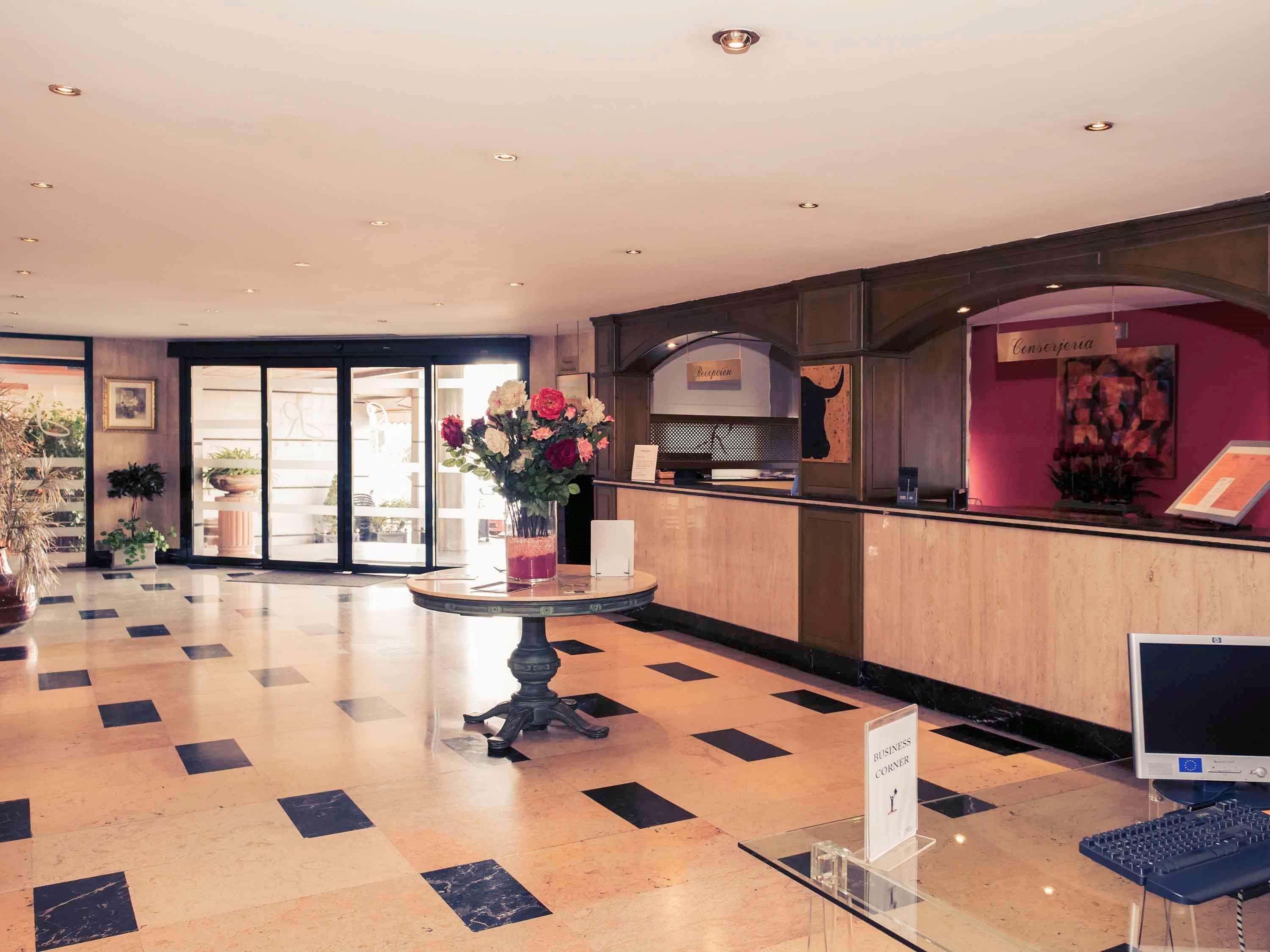 Hotel Rio บาดาฮอส ภายนอก รูปภาพ