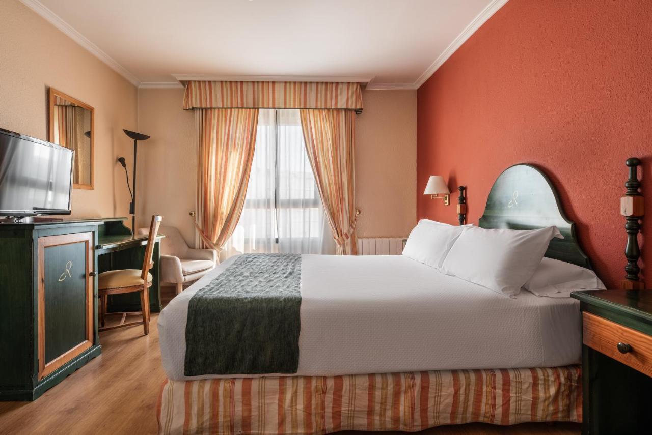 Hotel Rio บาดาฮอส ภายนอก รูปภาพ